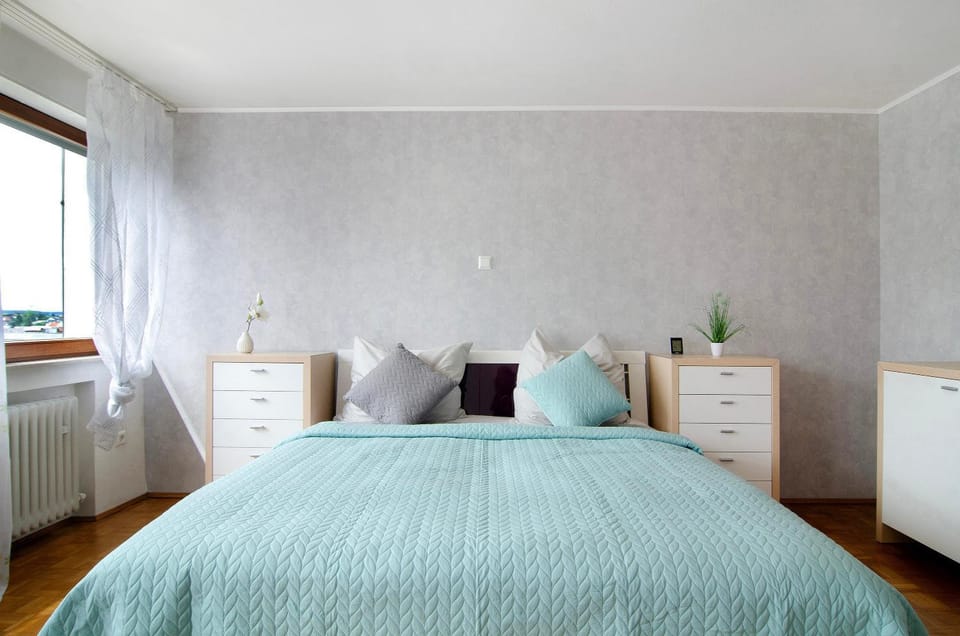 Living room, Bedroom