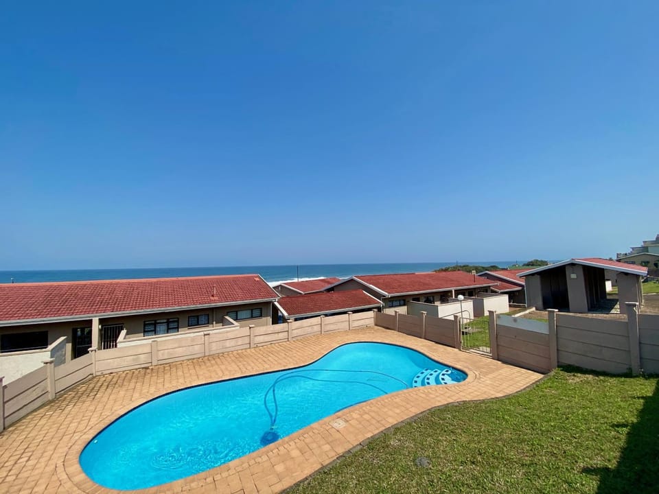 Property building, Natural landscape, Pool view, Sea view, Swimming pool