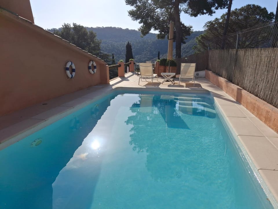 Mountain view, Swimming pool