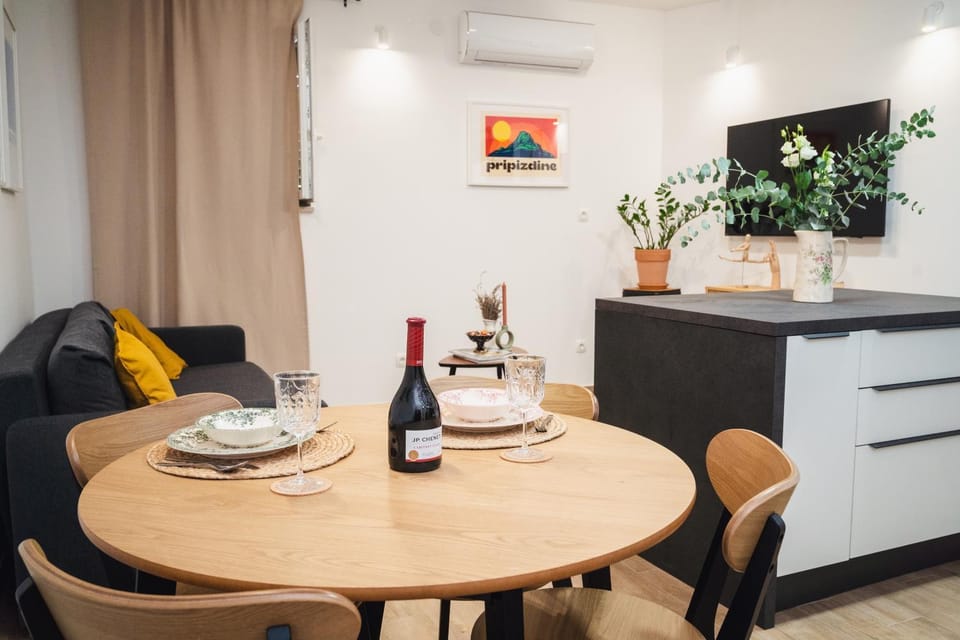Perina apartments Apartment in Podstrana