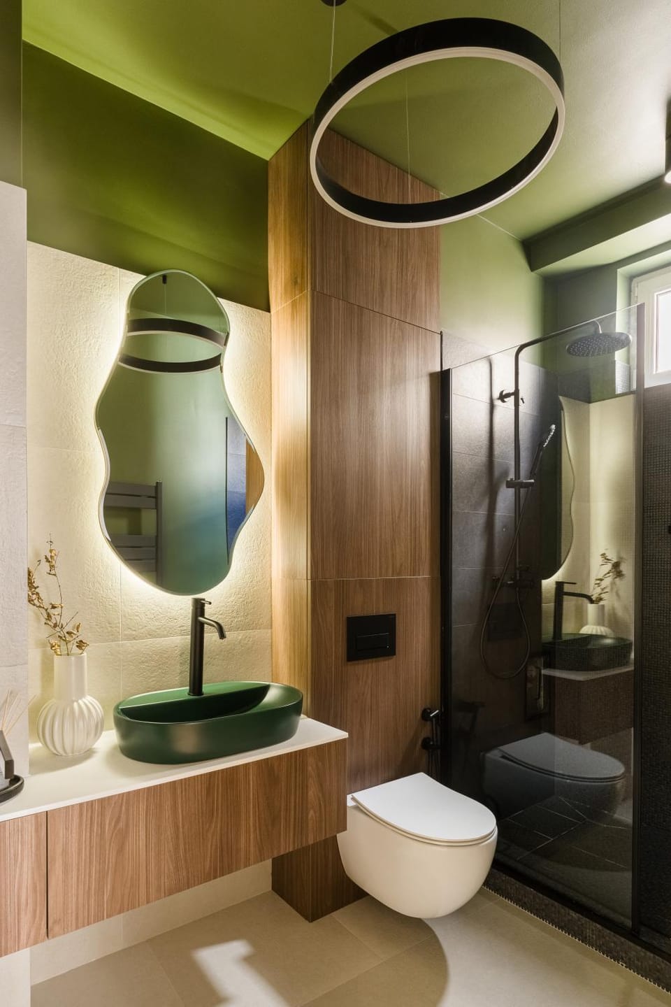 Shower, Toilet, Bathroom, towels