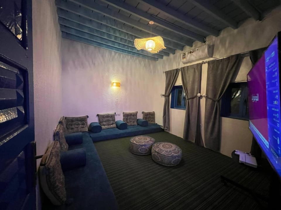 منزل حجري بحديقتين Chalet in Saudi Arabia