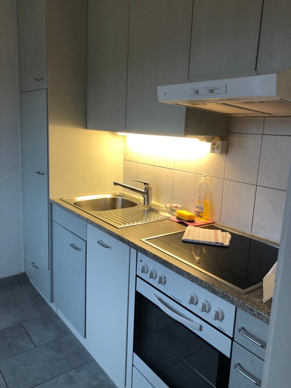 Kitchen or kitchenette