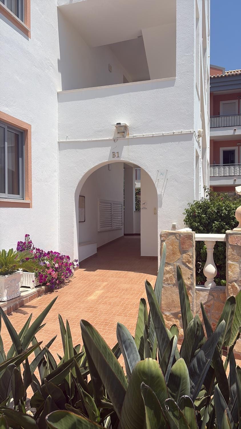 APARTAMENTOS CABRITA Apartment in Olhos de Água