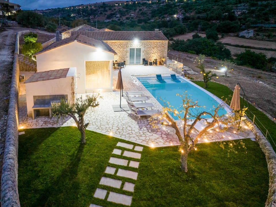 Garden, Swimming pool