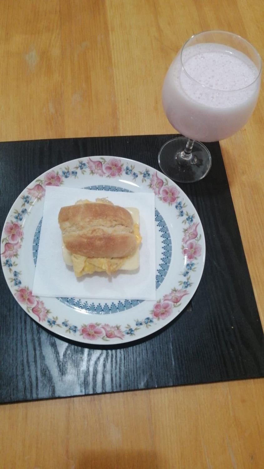 Food and drinks, Food, Breakfast, Continental breakfast
