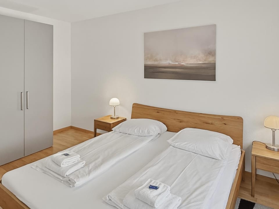 Bedroom, wardrobe