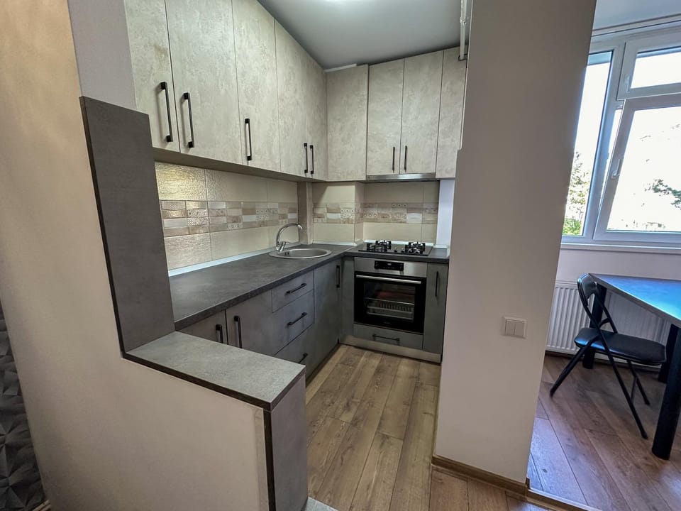 Kitchen or kitchenette, pet friendly, stove