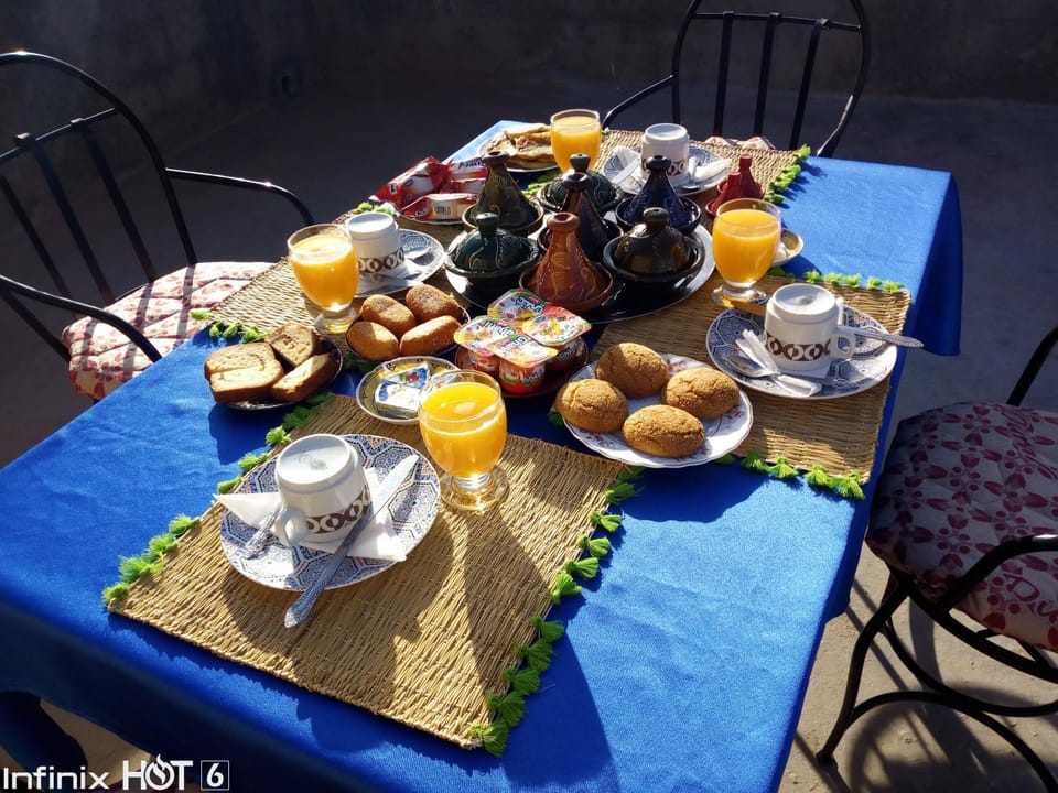 Breakfast, Continental breakfast