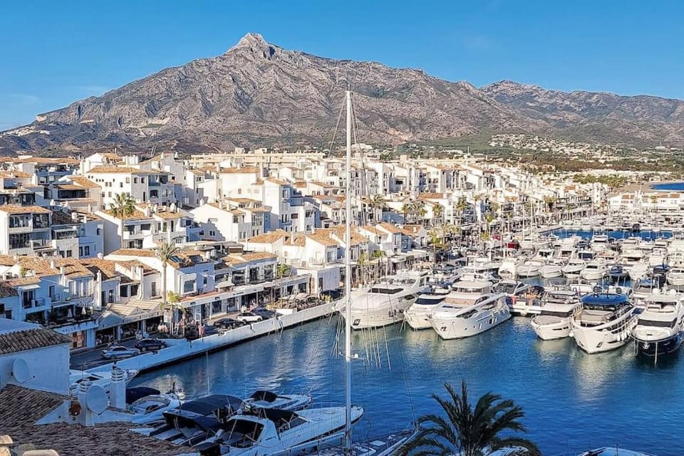 Best views Frontline Puerto Banús Apartment Apartment in Marbella