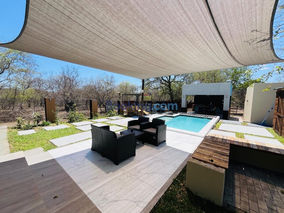 Natural landscape, Garden, Pool view, sunbed