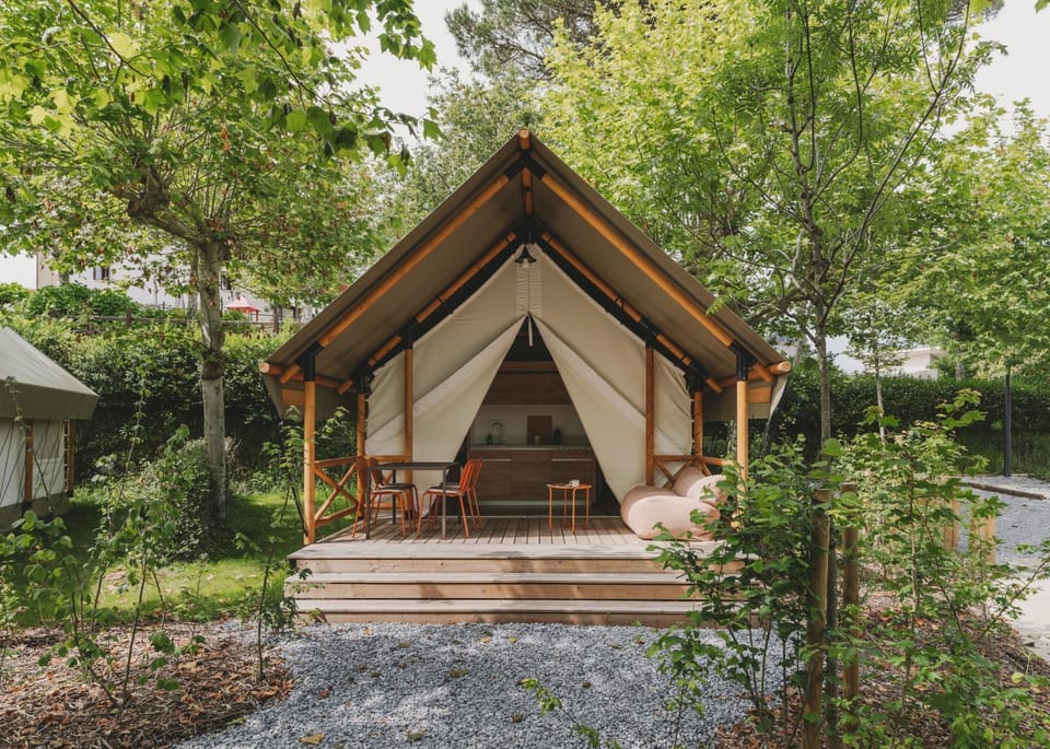Property building, Natural landscape