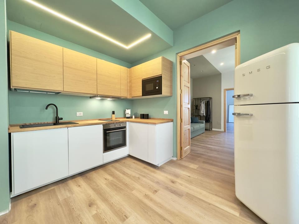 Kitchen or kitchenette