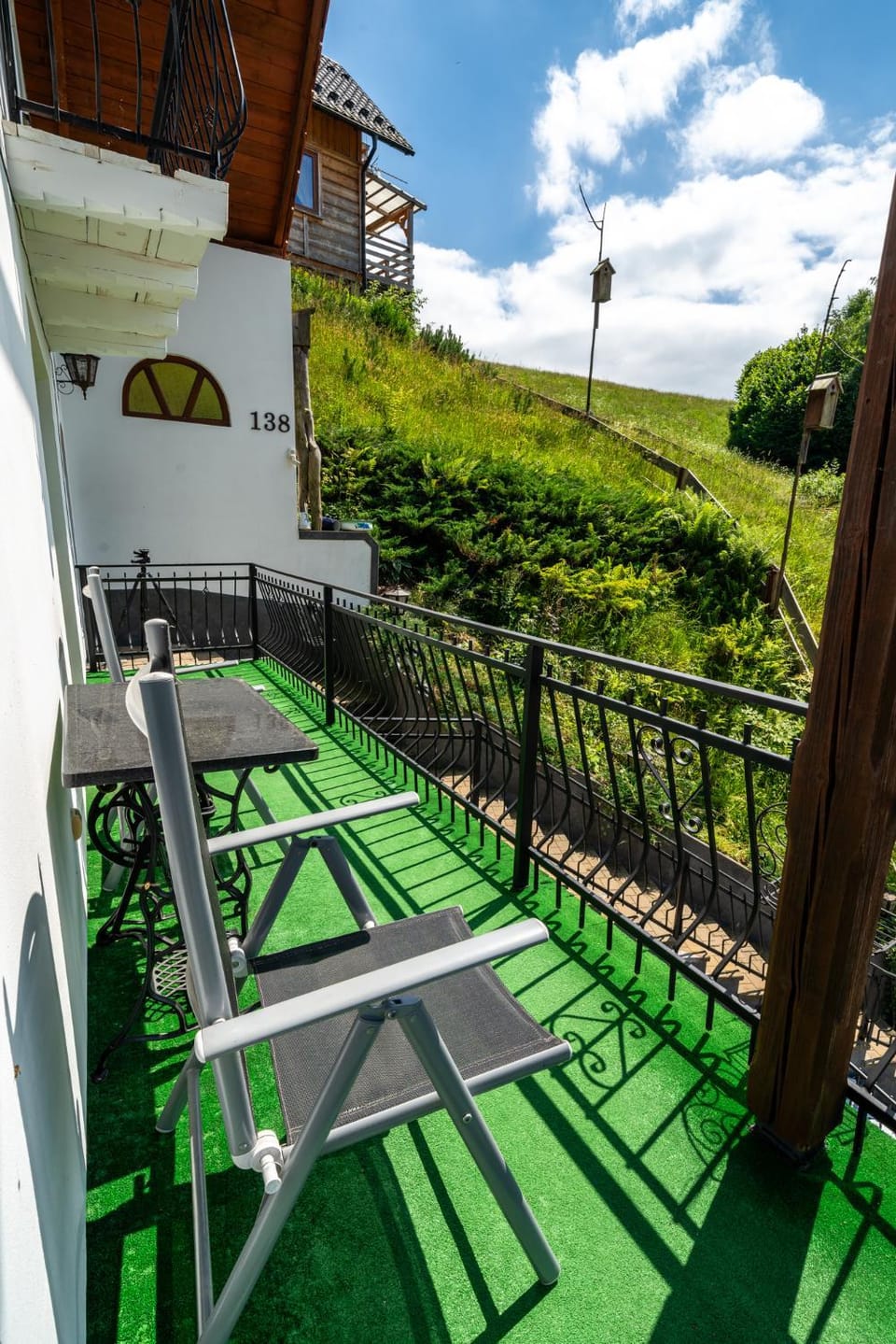 Property building, Spring, Day, Garden, View (from property/room), Balcony/Terrace, Garden view, sunbed