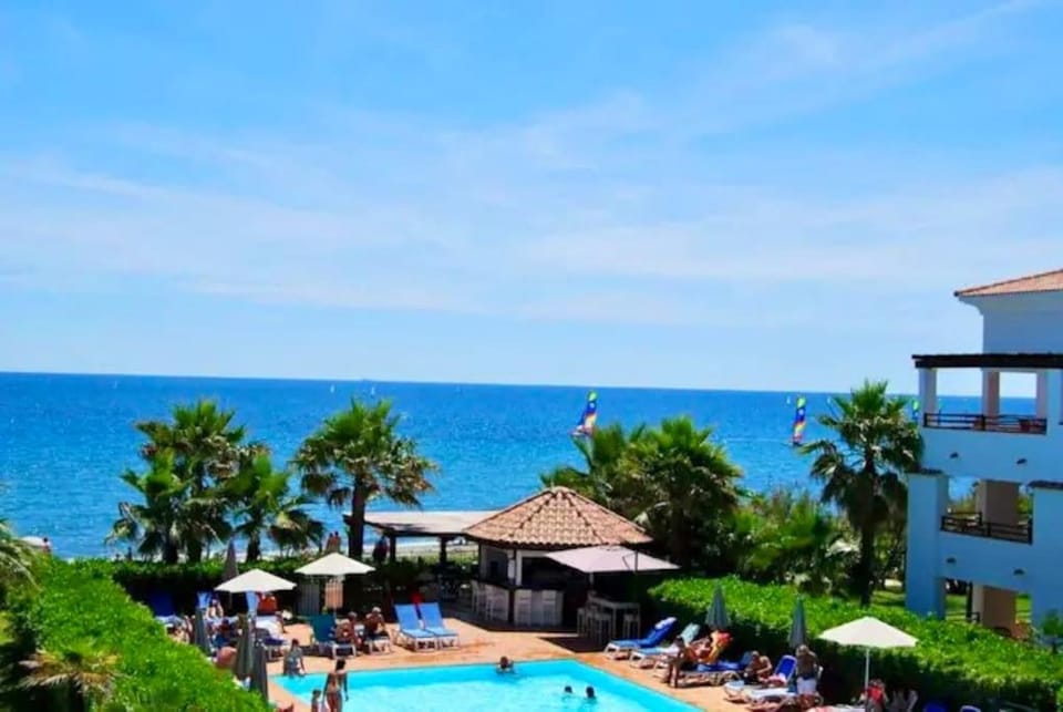 Beach, Pool view, Swimming pool