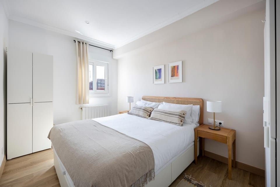 Amazing 3bdr Apt In Cornella 1 Mins From Metro Apartment in Barcelona