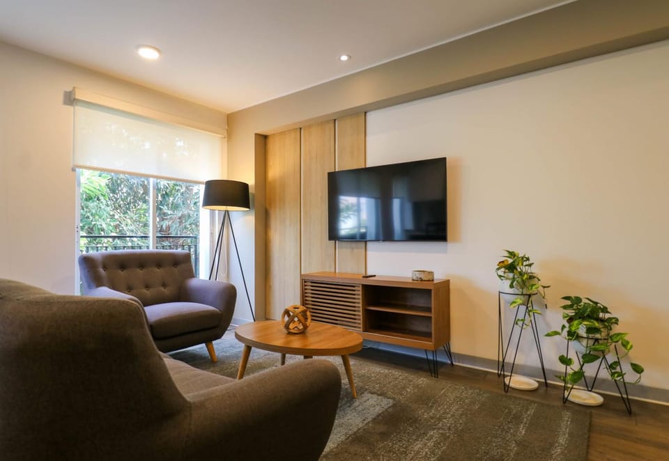 Communal lounge/ TV room, Living room