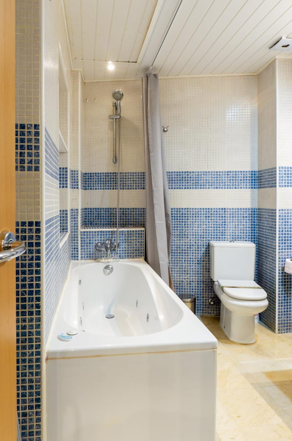 Shower, Bath