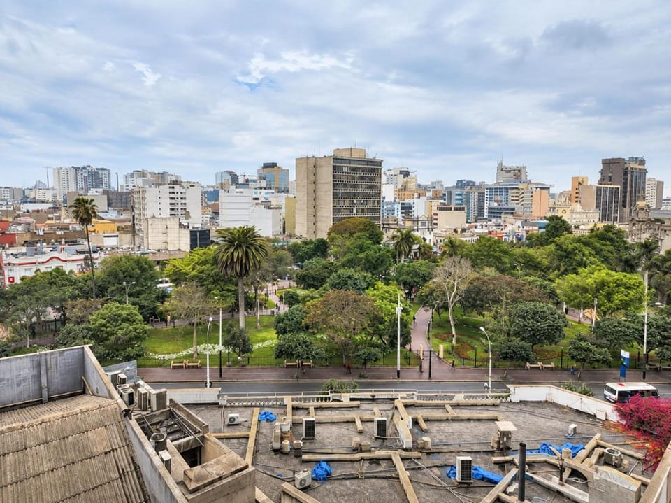 City view, Street view