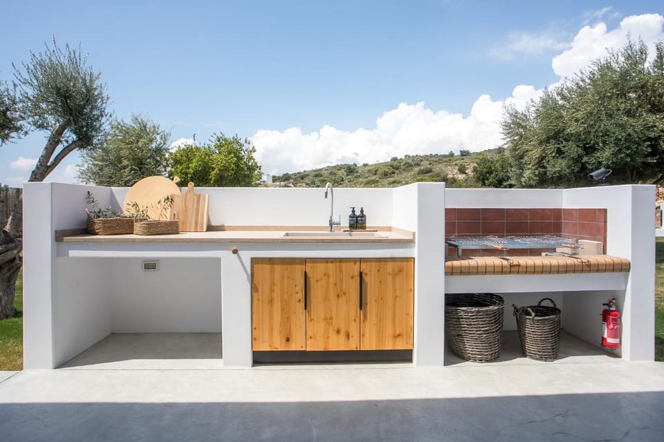 Day, Natural landscape, BBQ facilities