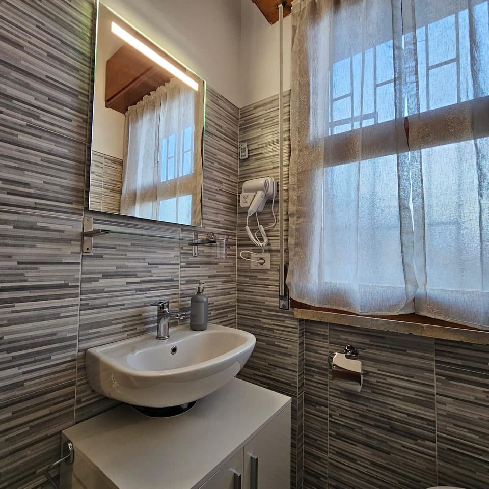 Corteantica RHO-FIERA by Rhospitality House in Rho