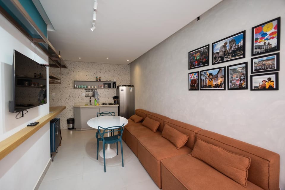 Communal lounge/ TV room, TV and multimedia, Kitchen or kitchenette, Living room, Seating area, Dining area, minibar