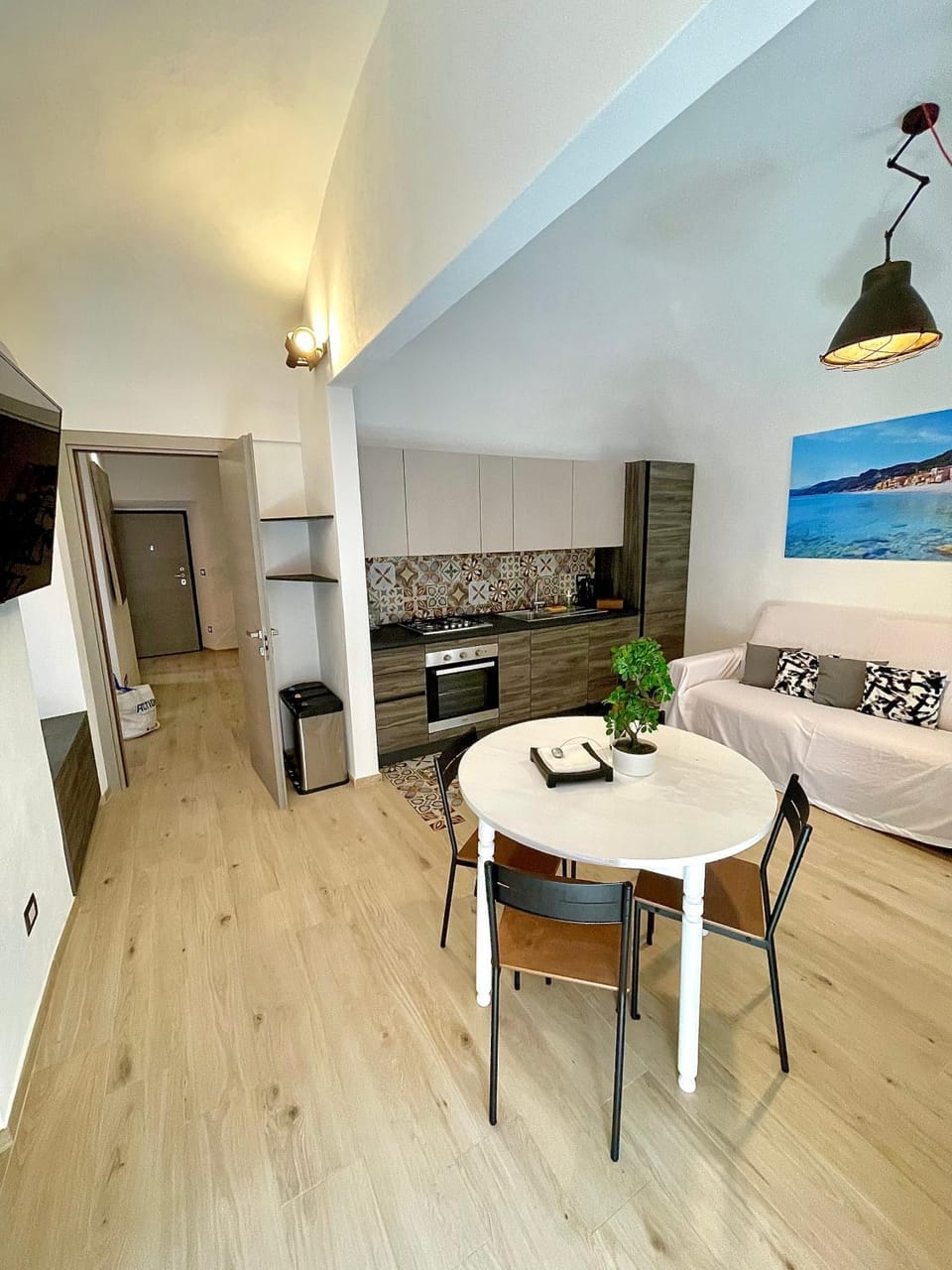 Grothouse Apartment in Finale Ligure