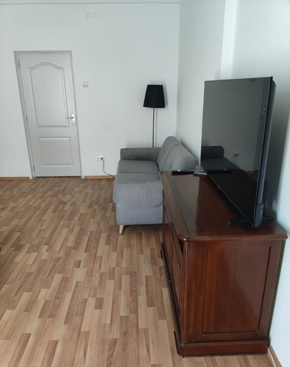 Christie's 3 central apartment to Bucarest Apartment in Bucharest