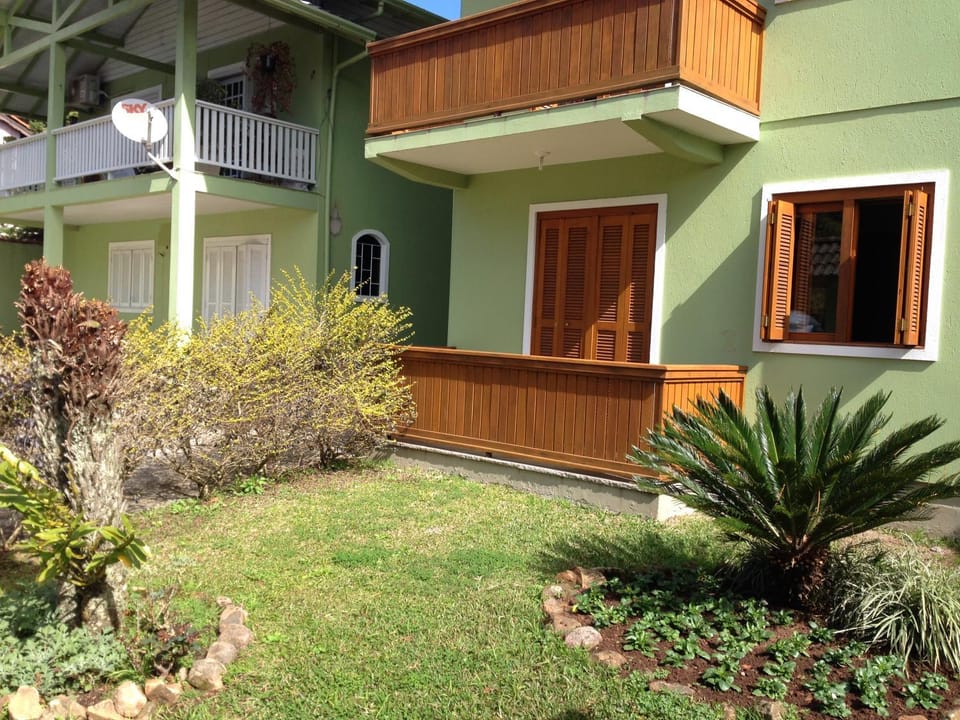 Patio, Garden, Balcony/Terrace