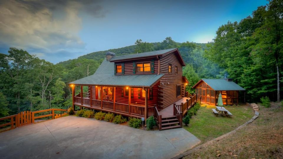 Bigfoot of Blue Ridge House in Blue Ridge Lake