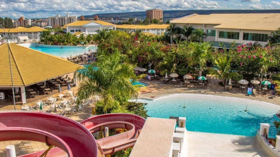Property building, Spring, Day, Natural landscape, Garden, Aqua park, Garden view, Pool view, Swimming pool, sunbed