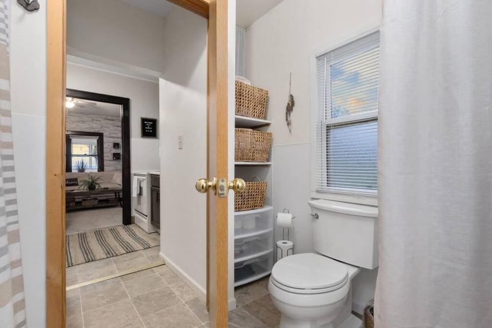 Kalbus Cottage Watch Sunrises & Sunsets on Lake Winnebago House in Lake Winnebago