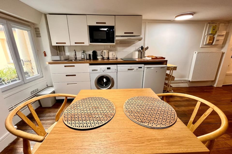 Grands Boulevards 9th Warm & Central Apartment managed by Mey Agency Apartment in Paris