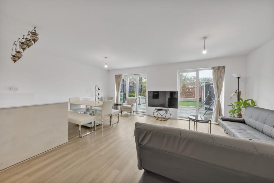 3 bedroom house in Bricket wood, St Alban House in Watford