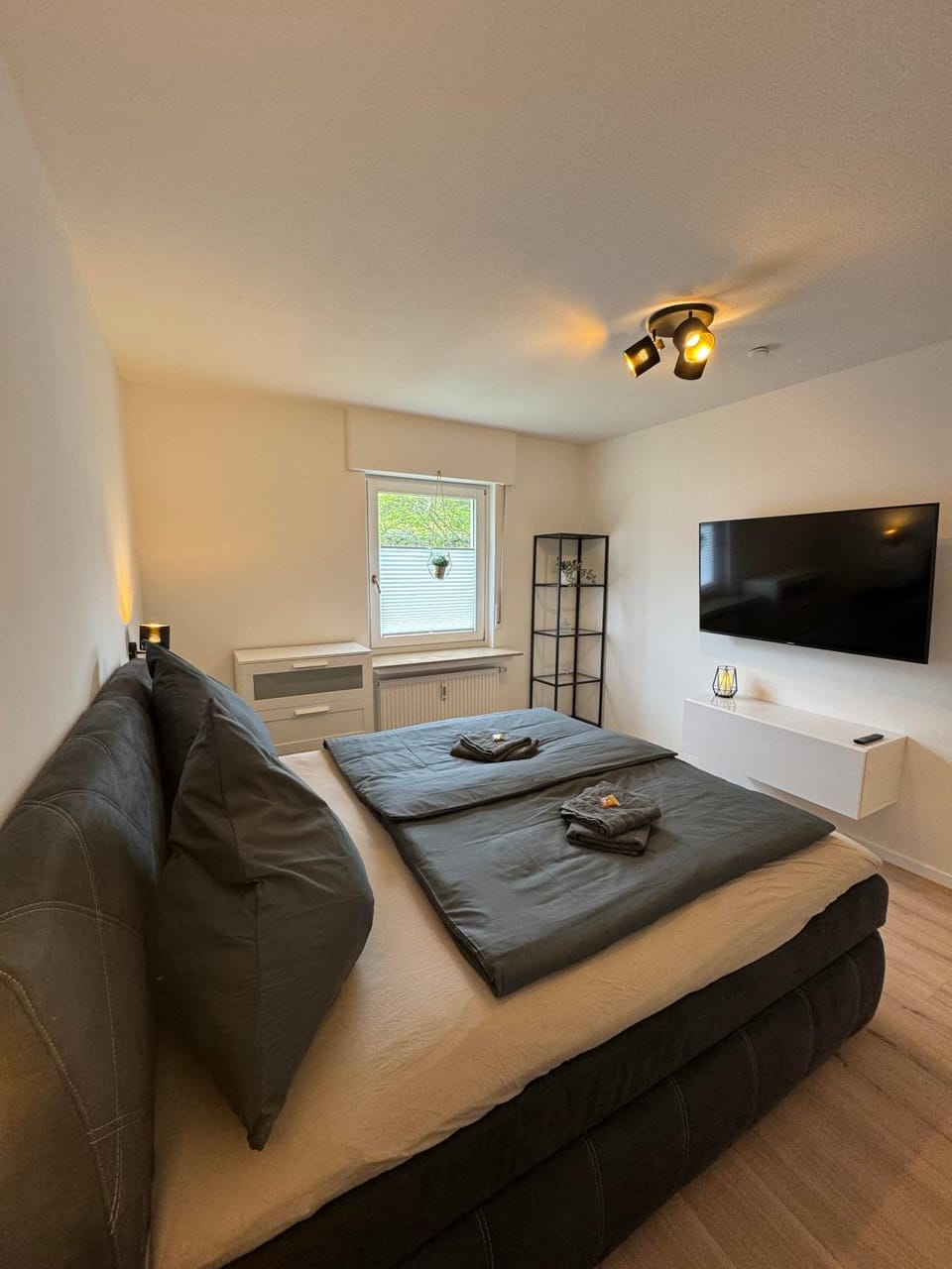 TV and multimedia, Bedroom