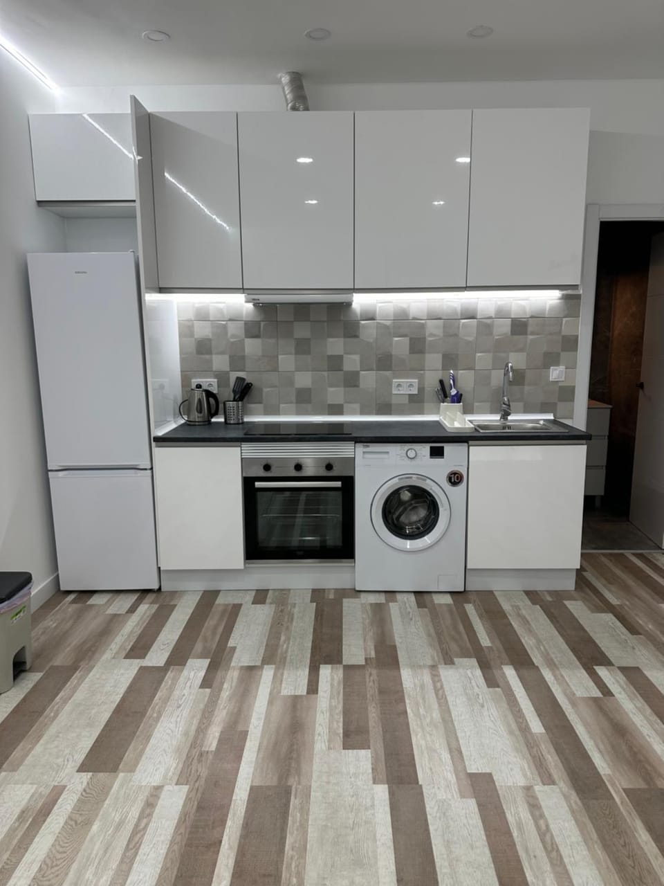 Kitchen or kitchenette, Kitchen or kitchenette, pet friendly, stove