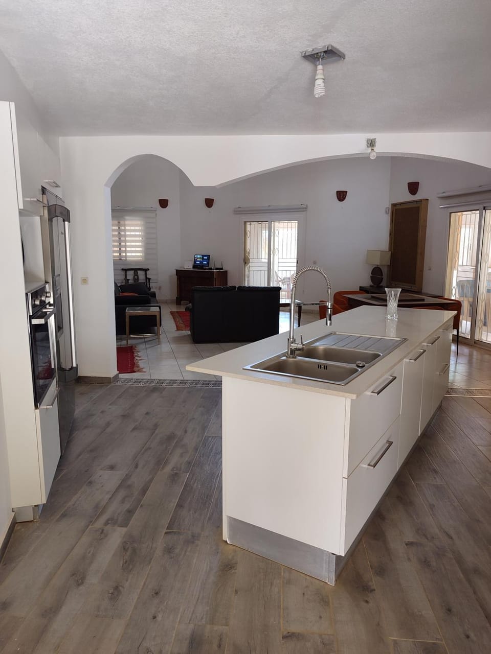 Kitchen or kitchenette, Lounge or bar