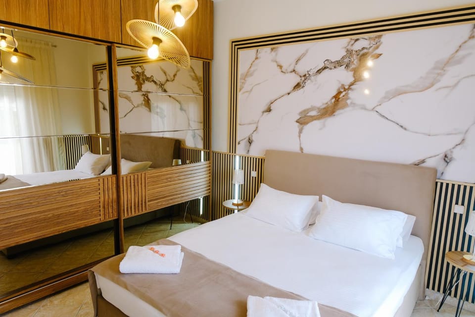 Bed, Photo of the whole room, Bedroom, wardrobe