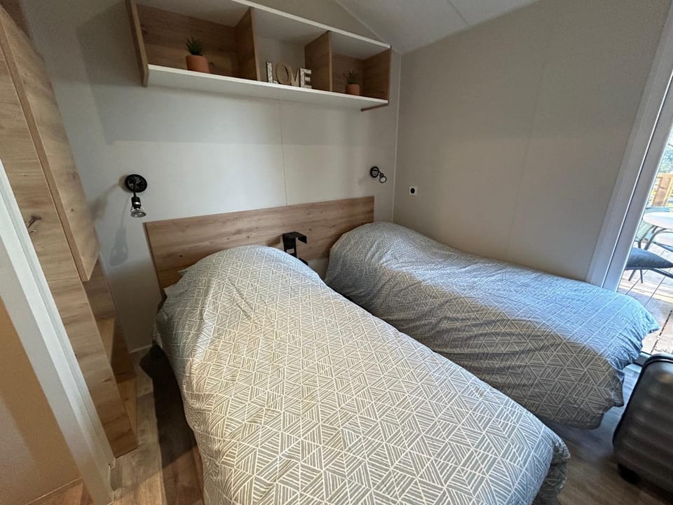 MOBIL HOME saint Raphael camping l’île d’or House in Saint-Raphael