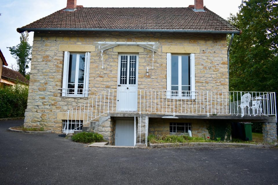 Summer, Garden view, Parking