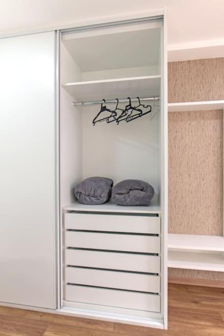 Studio Business Alto da Boa Vista - Perto do Consulado e Transamérica Apartment in Sao Paulo City