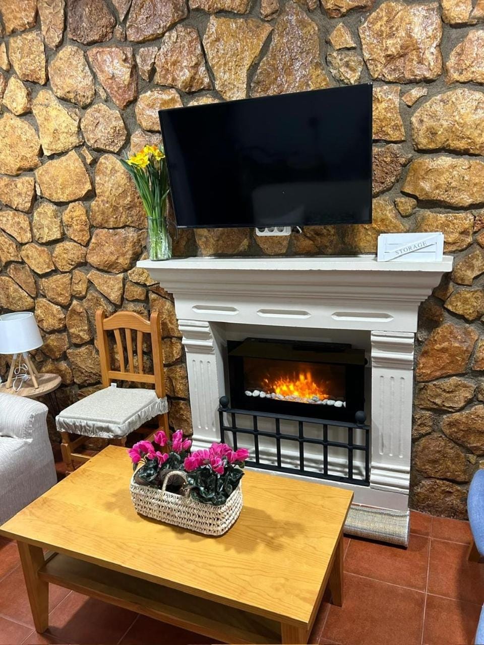 Communal lounge/ TV room