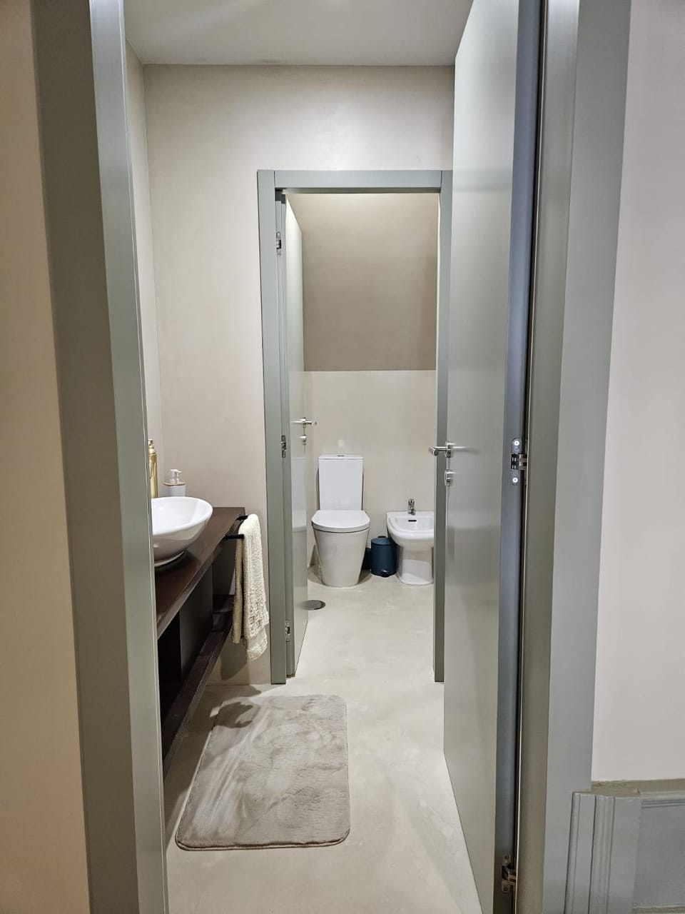 Toilet, Bathroom