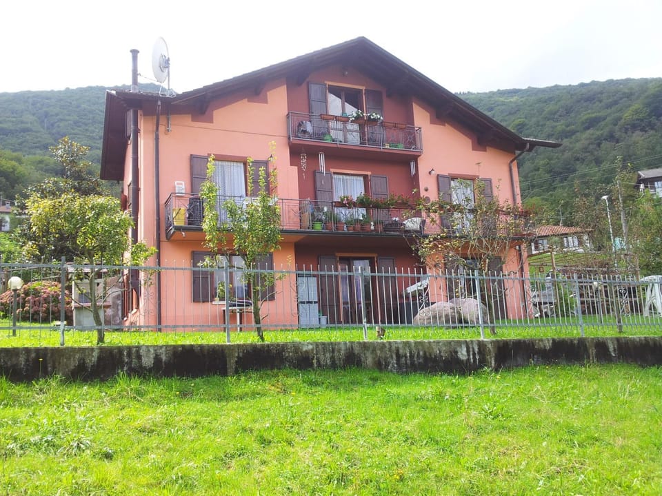 Property building, Property building, Garden