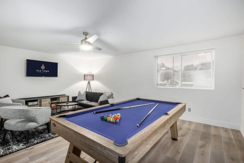 5BR Citrus Family Estate-Sleeps 13-Free Htd Pool-Gameroom House in Mesa