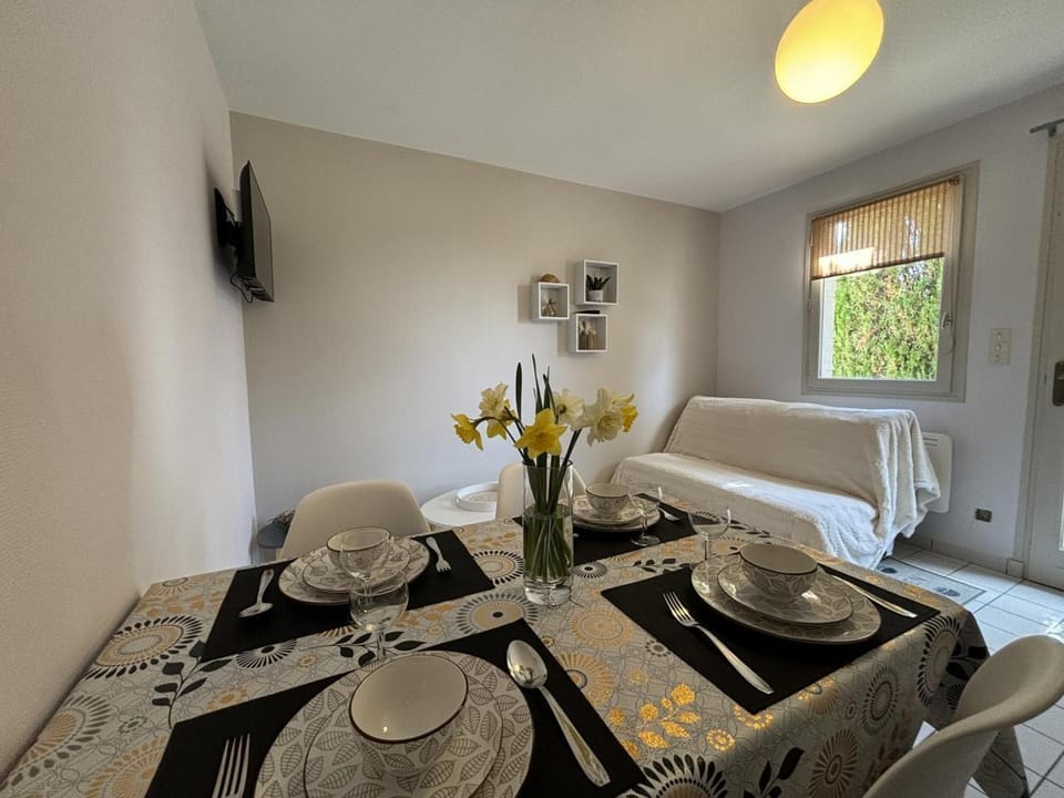 Gîte tout compris entre Moulins et Saint-Pourçain-sur-Sioule - FR-1-489-512 House in Auvergne-Rhône-Alpes