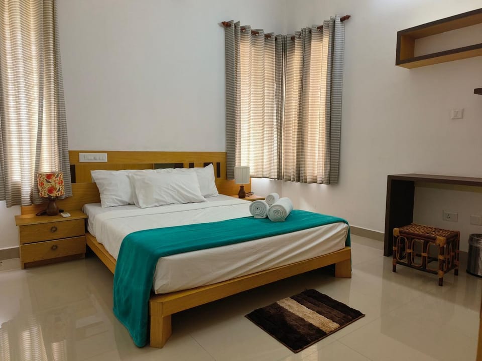 Bed, Bedroom