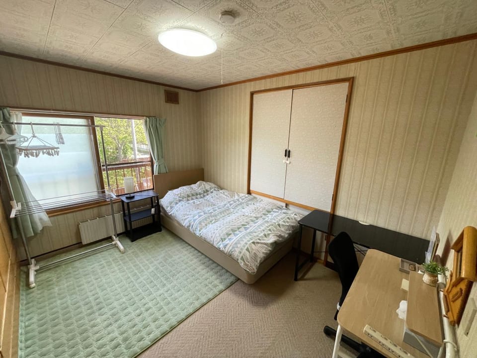 EZO HOUSE Bed and Breakfast in Hokkaido Prefecture