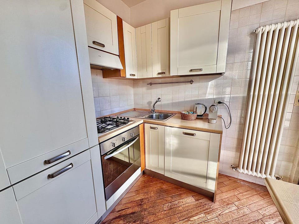 Kitchen or kitchenette, oven, stove