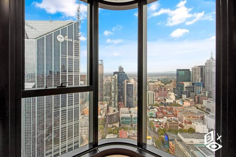 REST COLLECTION Highrise Studio Apartment at Melbourne Central Apartment in Melbourne